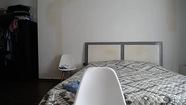 Manuela lara  online show from February 5, 2026, 3:16 pm