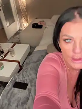 Nola Luxx-offiziell online show from September 23, 2025, 7:28 pm