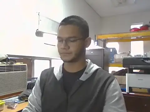 Snapshot of jayden_cooper1 chatting on December 5, 2025, 1:42 pm jayden cooper1 online show from December 5, 2025, 1:42 pm