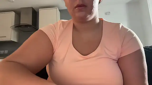 Lulumayxx online show from May 14, 2026, 12:12 pm