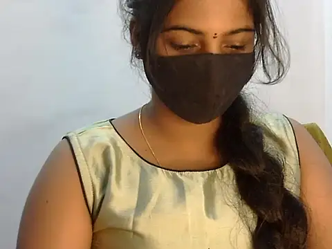 Snapshot of Hott_Noor chatting on October 26, 2025, 2:56 pm Hott Noor online show from October 26, 2025, 2:56 pm
