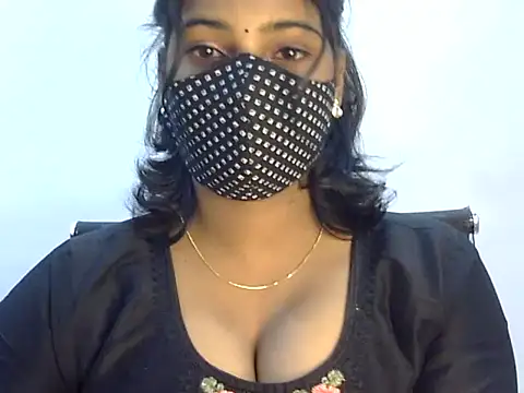 Snapshot of Hott_Noor chatting on November 2, 2025, 7:16 pm Hott Noor online show from November 2, 2025, 7:16 pm