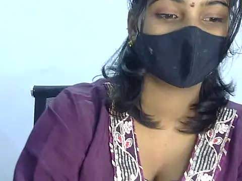 Snapshot of Hott_Noor chatting on November 30, 2025, 2:21 pm Hott Noor online show from November 30, 2025, 2:21 pm