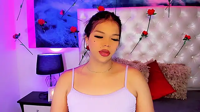 Snapshot of Valeria_Swett_ chatting on February 19, 2026, 9:00 pm Valeria Swett online show from February 19, 2026, 9:00 pm