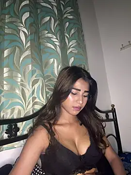 STRIP GLOW online show from March 8, 2026, 4:55 pm