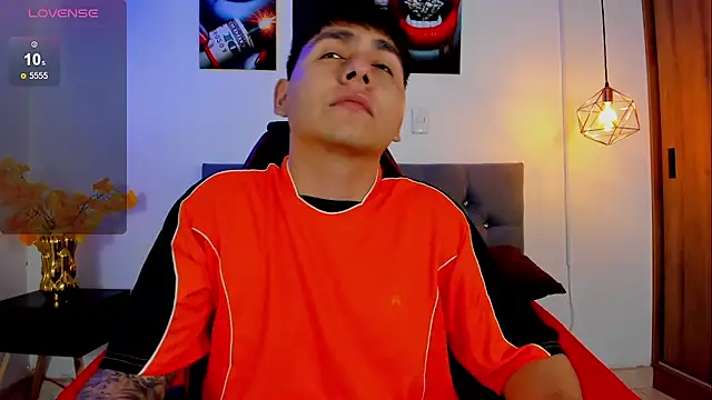 Nicolas James Sc online show from October 11, 2025, 12:47 pm