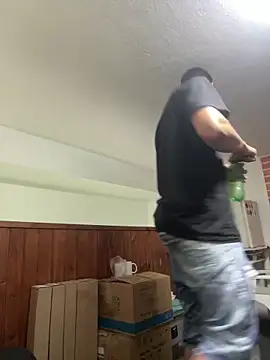 condenovin online show from October 3, 2025, 6:27 pm