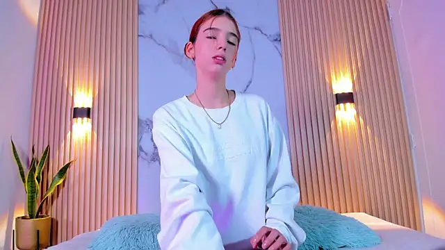 Alana 333 online show from September 10, 2025, 11:43 am