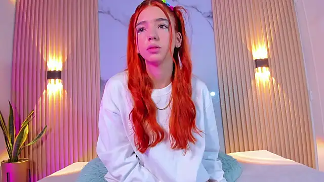 Alana 333 online show from October 5, 2025, 2:15 pm