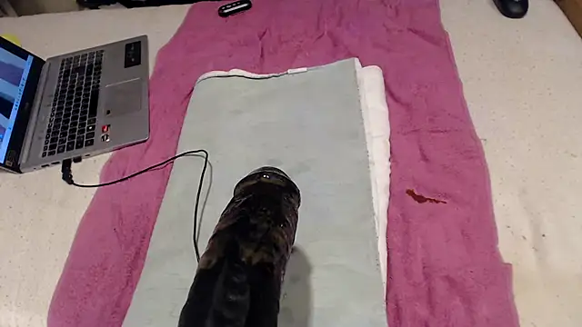 BiglovelyXXL online show from November 19, 2025, 10:10 pm