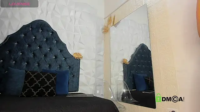  mia milf  online show from September 22, 2025, 1:29 am