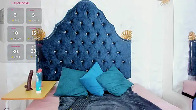  mia milf  online show from March 23, 2026, 6:34 pm