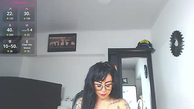 Snapshot of Vicky_hotmilf chatting on March 18, 2026, 11:13 am Vicky hotmilf online show from March 18, 2026, 11:13 am