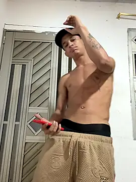 Snapshot of spicyboysvenezuelan chatting on October 29, 2025, 10:28 am spicyboysvenezuelan online show from October 29, 2025, 10:28 am