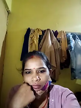 Snapshot of Jaya_Iyer chatting on September 17, 2025, 2:41 pm Jaya Iyer online show from September 17, 2025, 2:41 pm