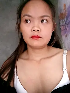 xinhxinhcute online show from September 12, 2025, 10:37 am