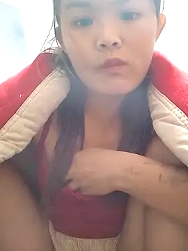 xinhxinhcute online show from October 25, 2025, 12:45 pm