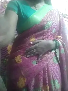 Snapshot of Nithiila chatting on September 10, 2025, 8:36 am Nithiila online show from September 10, 2025, 8:36 am