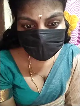 Snapshot of Nithiila chatting on September 11, 2025, 9:20 am Nithiila online show from September 11, 2025, 9:20 am