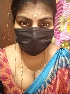 Snapshot of Nithiila chatting on September 16, 2025, 7:20 am Nithiila online show from September 16, 2025, 7:20 am