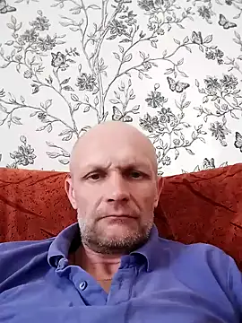 mishania45 online show from April 5, 2026, 11:40 am