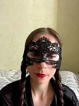 Snapshot of SophieDesire chatting on September 16, 2025, 11:44 am SophieDesire online show from September 16, 2025, 11:44 am