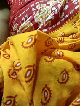 desi boudi87 online show from September 9, 2025, 5:45 pm