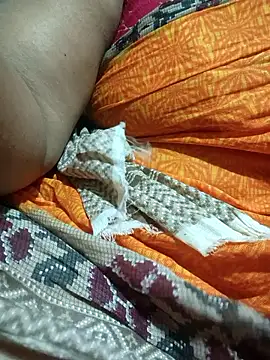 desi boudi87 online show from May 20, 2026, 6:14 pm