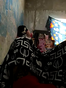 FromVnz online show from November 17, 2025, 1:06 pm