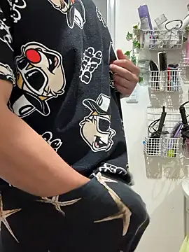 sukebegorilla online show from November 13, 2025, 10:19 pm