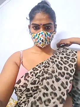 Snapshot of sherlin24 chatting on October 17, 2025, 4:42 pm sherlin24 online show from October 17, 2025, 4:42 pm