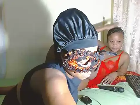 JuicyMellow21 online show from September 9, 2025, 1:49 am