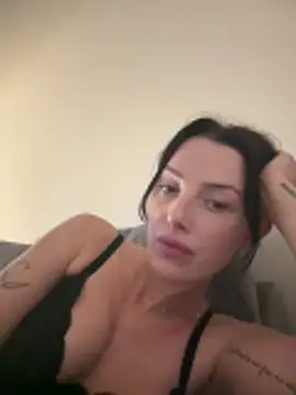 Remirosee online show from December 15, 2025, 9:08 pm