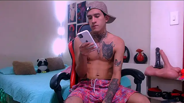 Snapshot of dilan_abraham12 chatting on March 18, 2026, 3:20 am dilan abraham12 online show from March 18, 2026, 3:20 am