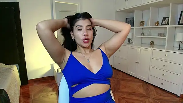 nina moen online show from September 24, 2025, 1:53 am