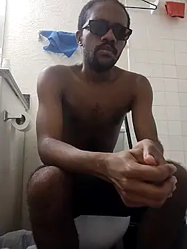 moneybaggtj online show from September 15, 2025, 4:29 pm