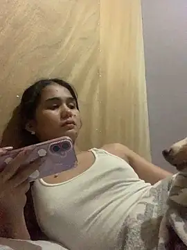 AngelHille online show from October 16, 2025, 5:14 pm