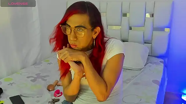 MissDiabla  online show from February 5, 2026, 1:38 pm