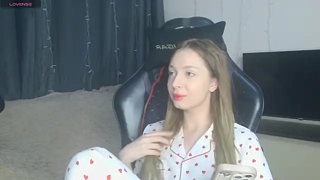 BabbbyFoxxx online show from March 24, 2026, 7:08 pm