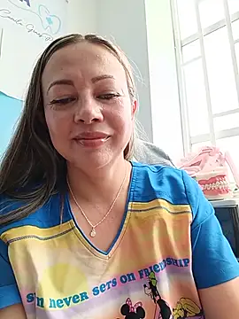 Snapshot of Madisson-04_ chatting on May 20, 2026, 2:01 pm Madisson-04 online show from May 20, 2026, 2:01 pm