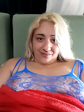 Snapshot of Melissamelzinha38 chatting on October 10, 2025, 10:09 pm Melissamelzinha38 online show from October 10, 2025, 10:09 pm