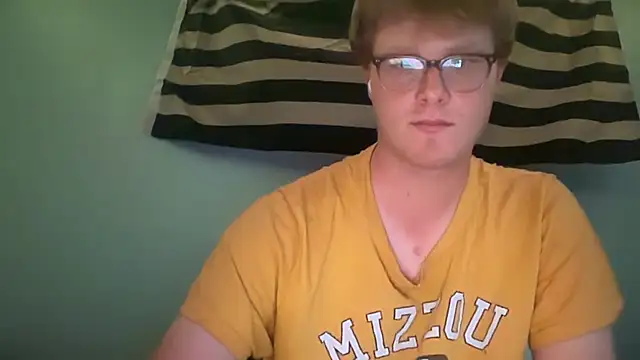 Snapshot of Andyripp chatting on June 2, 2026, 1:29 am Andyripp online show from June 2, 2026, 1:29 am