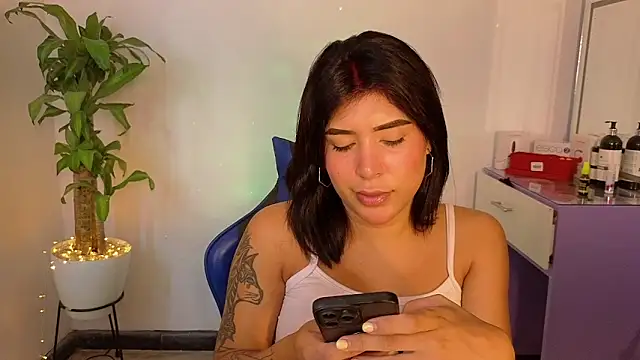 Snapshot of dahiana_marin chatting on May 10, 2026, 7:30 pm dahiana marin online show from May 10, 2026, 7:30 pm
