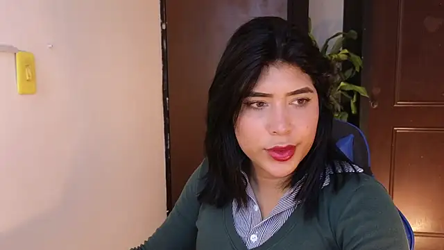 Snapshot of dahiana_marin chatting on June 16, 2026, 10:23 pm dahiana marin online show from June 16, 2026, 10:23 pm