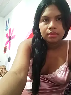 julietta1453 online show from February 17, 2026, 1:18 pm