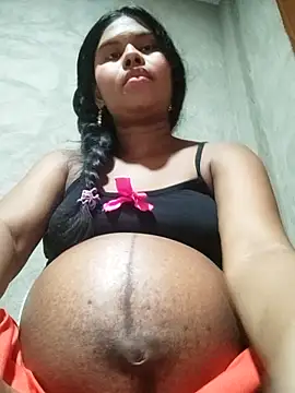 julietta1453 online show from February 20, 2026, 3:14 am