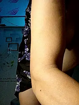 Ella3838 online show from September 21, 2025, 1:13 pm