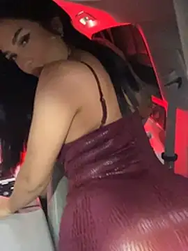 KylieKroftt online show from April 1, 2026, 10:40 pm