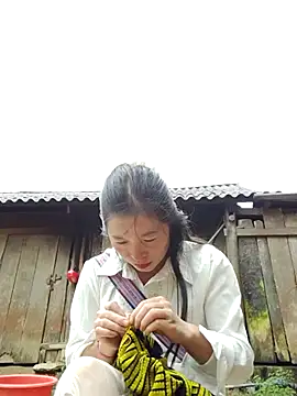 Snapshot of samsam-bae chatting on October 9, 2025, 8:12 am samsam-bae online show from October 9, 2025, 8:12 am