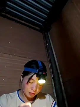 Snapshot of samsam-bae chatting on October 15, 2025, 1:44 pm samsam-bae online show from October 15, 2025, 1:44 pm